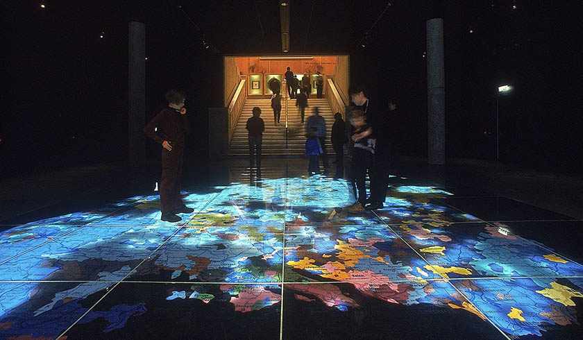 文旅夜游地面互動投影 文旅夜游地面互動投影