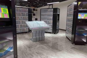 展廳如何實現(xiàn)低成本科技升級？電子翻書一體機的交互給出新答案！