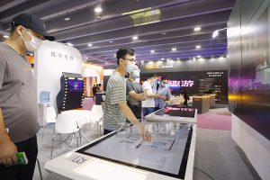 展廳機器人